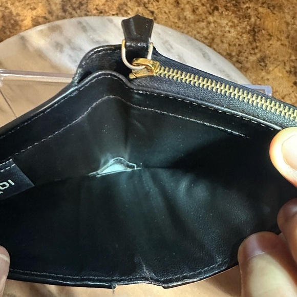 Fendi Black Bifold Leather Wallet Snap Zip Closure 8M0407 Includes COA - Picture 11 of 16